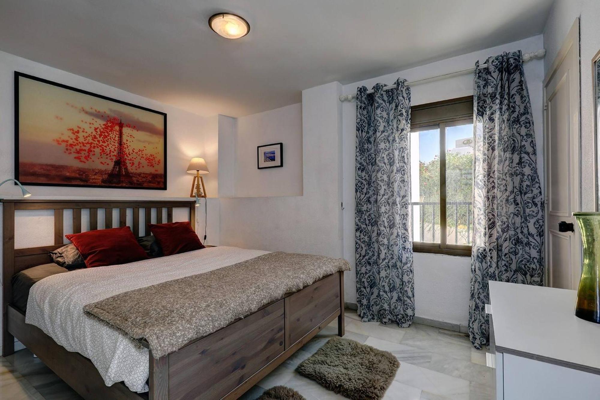 082 - Stunning Sea Views Beachfront Apartment Benalmádena Dış mekan fotoğraf