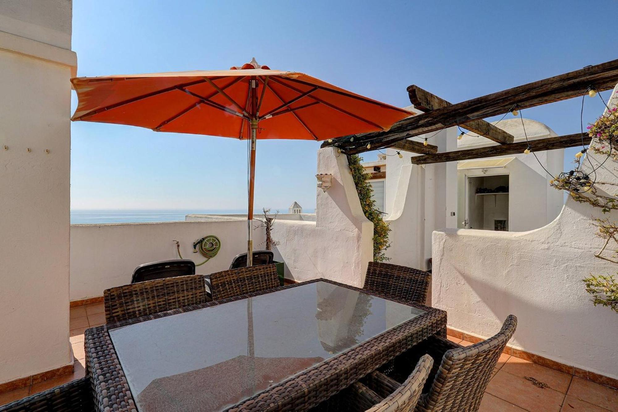 082 - Stunning Sea Views Beachfront Apartment Benalmádena Dış mekan fotoğraf